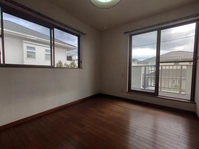 Spacious 5LDK House in Izumidai, Ichihara - 143m² Living Space — Image 3, Ichihara, Chiba