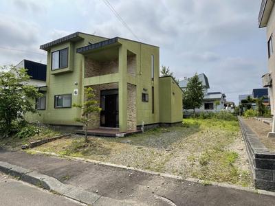 Spacious 4LDK House with Large Garden in Chitose, Hokkaido — Image 1, Chitose, Hokkaido