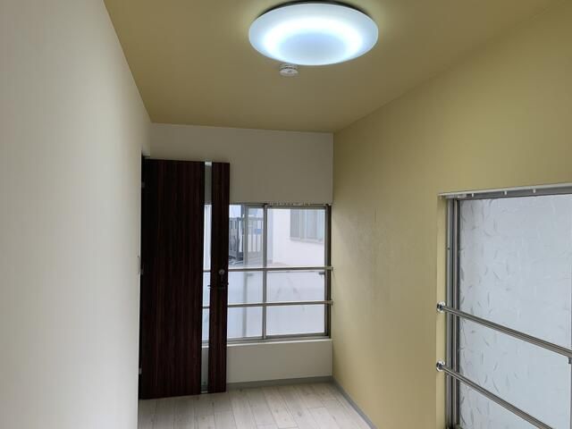5DK House for Sale in Kita, Tokyo with Rental Income - Thumbnail 4