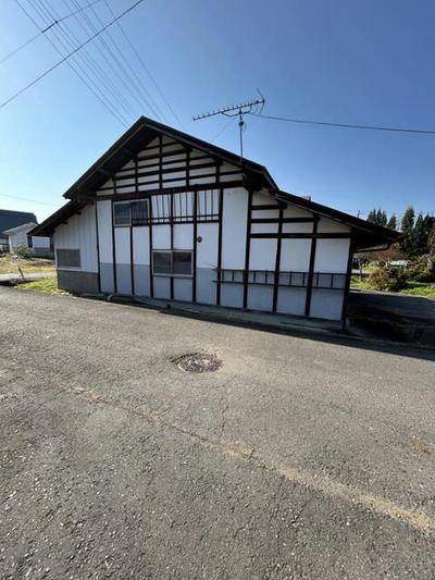 Historic Meiji Era House in Kitakata - 8DK Traditional Home — Image 2, Kitakata, Fukushima
