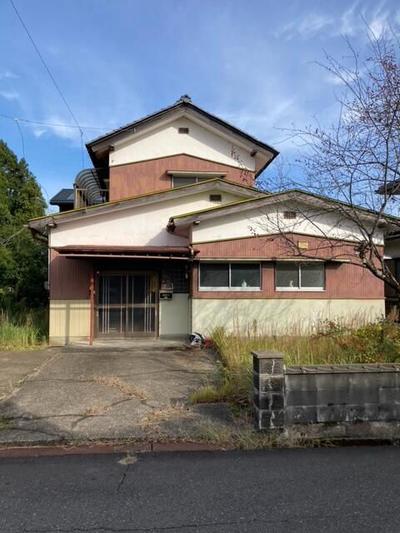Traditional 4DK House in Echizen-cho with Large Land Plot — Image 1, Echizen, Fukui