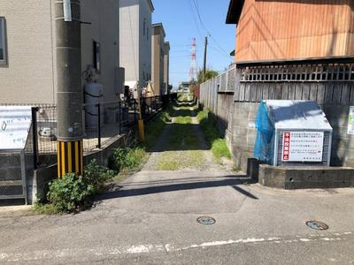 Spacious 5LDK House in Kanzaki City - 179sqm Living Space — Image 3, Kanzaki, Saga