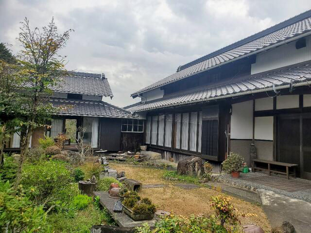 Historic 1934 House with Detached 1886 Structure in Okazaki - Thumbnail 2