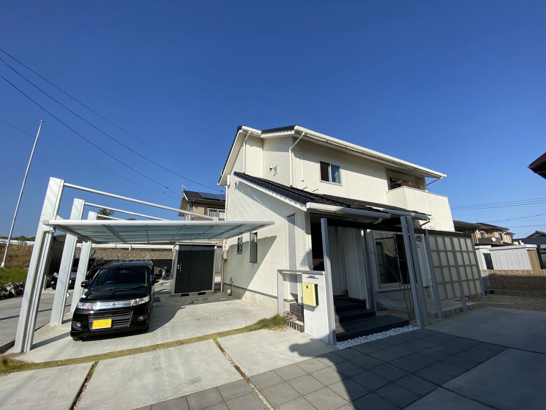 4LDK Detached House in Okayama with Solar Power - Thumbnail 2