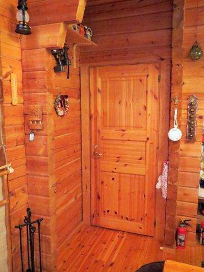 Mountain Retreat Log Home in Yodoe, Tottori - 1LDK with Irori Cabin — Image 5, Yonago, Tottori