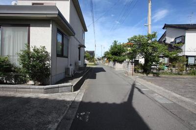 Spacious 5LDK House in Kisakata, Nikaho City - 140m² Living Space — Image 1, Nikaho, Akita