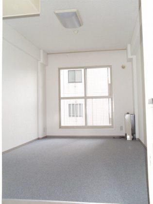 Sapporo Chuo Ward 1R Apartment near Nishi 18-chome Station - Thumbnail 2