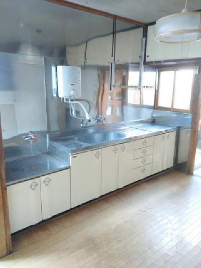 Traditional 3DK Townhouse Near Tottori Station for Sale — Image 1, Tottori, Tottori
