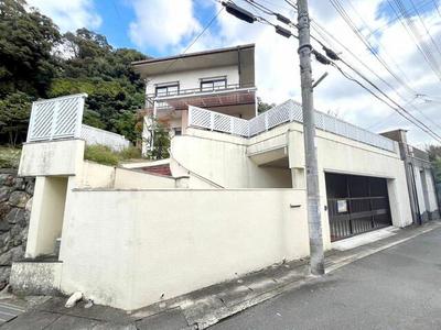 Spacious 5SLDK House in Muko City - 260m² Land Near Nishi-Muko Station — Image 1, Muko, Kyoto