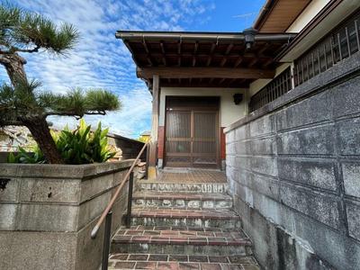 Spacious 4DK House in Arao City with Large Corner Lot — Image 2, Arao, Kumamoto