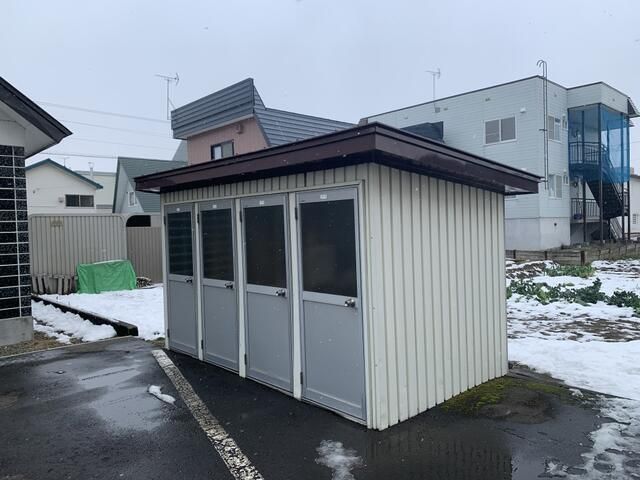 2DK Apartment for Rent in Takikawa, Hokkaido with Parking - Image 1