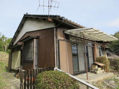 Historic House with Large Land Plot in Yahatanishi, Kitakyushu — Image 1, Yahatanishi, Fukuoka