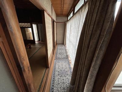 Spacious 7DK House in Shikokuchuo City - 766m² Corner Plot — Image 3, Shikokuchuo, Ehime