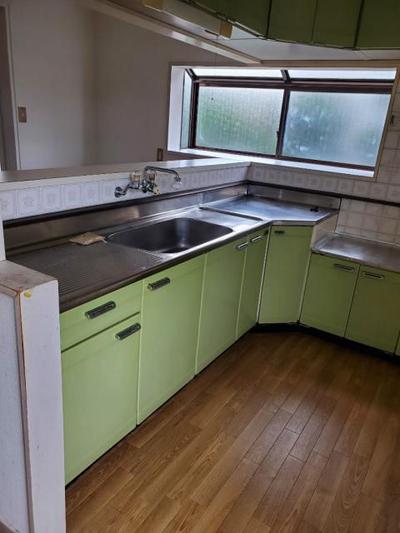 Spacious 5LDK House in Nomi City, Close to Kutani Pottery Village — Image 1, Nomi, Ishikawa