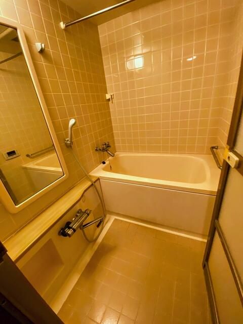 3LDK Apartment for Rent in Central Sapporo, Near Nishi 18-chome Station - Thumbnail 4