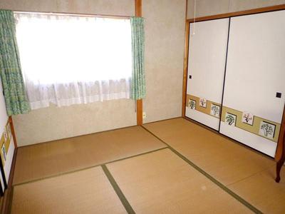 Spacious 5DK House in Mimasaka - Near Yugou Onsen — Image 4, Mimasaka, Okayama