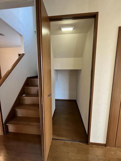 Spacious 3SLDK House Near Numazu Station with 9 Parking Spaces — Image 4, Numazu, Shizuoka