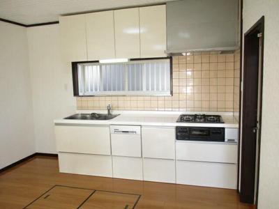 [Hatomark Site] Hitachi City Kamiaicho 2-chome Renovated House 3SLDK Used Detached House in Kamiaicho 2-chome, Hitachi City, Ibaraki Prefecture — Image 2, Hitachi, Ibaraki