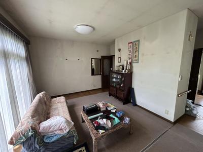 Spacious 5LDK House with Large Garden in Odate City — Image 3, Odate, Akita