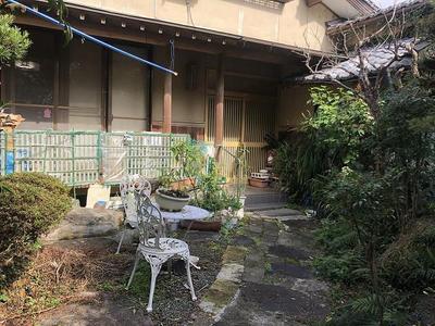 Spacious 8DK Historic Home in Yatsushiro City with Large Garden — Image 3, Yatsushiro, Kumamoto