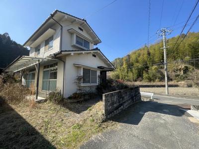 Spacious 5DK House for Sale in Hirata, Iwakuni — Image 1, Iwakuni, Yamaguchi