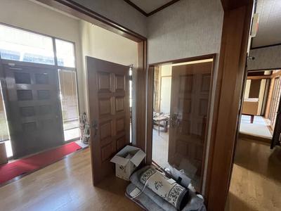[Hatomark Site] 6LDK Used Detached House in Miyagawa 4-chome, Mishima, Shikokuchuo City, Ehime Prefecture — Image 3, Shikokuchuo, Ehime