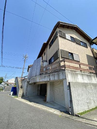 Spacious 6LDK House in Owariasahi with Triple Parking — Image 1, Owariasahi, Aichi