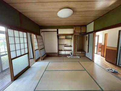 Spacious 3DK House with Large Land in Kobayashi City, Miyazaki — Image 4, Kobayashi, Miyazaki