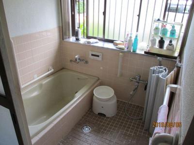 Traditional 5LDK Home in Yamaguchi City with Large Land Plot — Image 3, Yamaguchi, Yamaguchi