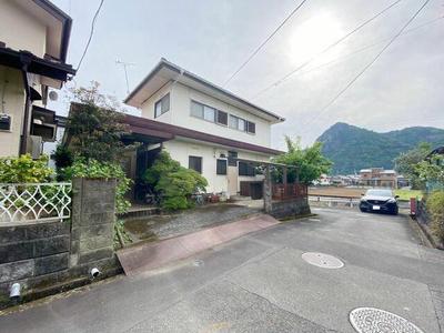 Spacious 6DK House in Izunokuni - 201m² Land Near Daini Station — Image 1, Izunokuni, Shizuoka