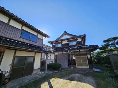 Spacious 9DK House in Fuse, Tottori - 488m² Plot — Image 1, Tottori, Tottori