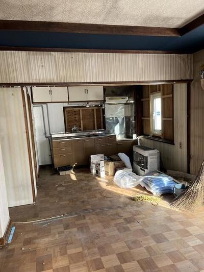 6LDK House for Sale in Ashibetsu, Hokkaido - 100万円 — Image 4, Ashibetsu, Hokkaido