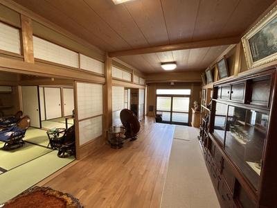 Spacious 10DK House in Tsukecho, Nakatsugawa - 251sqm Living Space — Image 2, Nakatsugawa, Gifu