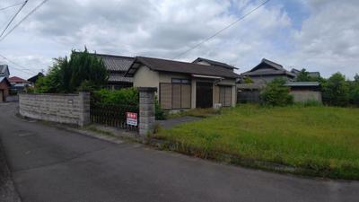 Traditional Single-Story Home with Large Land in Tadotsu, Kagawa — Image 1, Tadotsu, Kagawa
