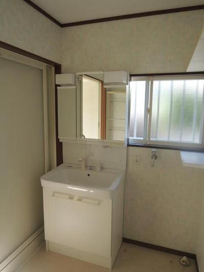 Spacious 5DK House in Tsubata's Midorigaoka District — Image 3, Tsubata, Ishikawa