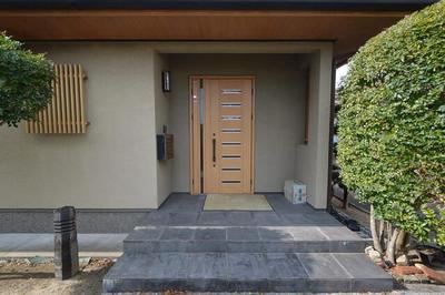 Spacious 5LDK House in Yukuhashi with Large Land Plot — Image 1, Yukuhashi, Fukuoka