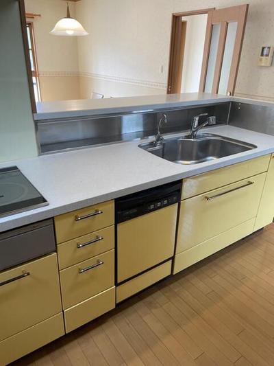 Renovated 4LDK House in Tsuruga with Two Parking Spaces — Image 3, Tsuruga, Fukui