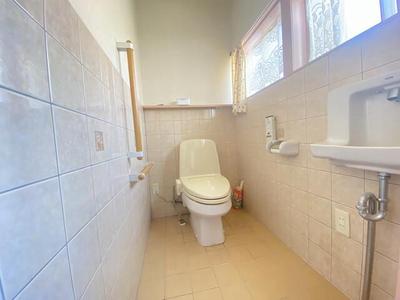 Spacious 8SDK House in Tedorimachi, Hakusan - 420m² Land — Image 3, Hakusan, Ishikawa