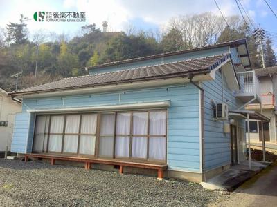 Traditional 4DK House in Mimasaka City with Parking for Sale — Image 1, Mimasaka, Okayama