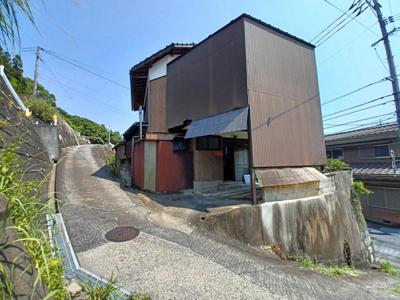 Spacious 5DK House in Shunan City with Mountain Views — Image 1, Shunan, Yamaguchi