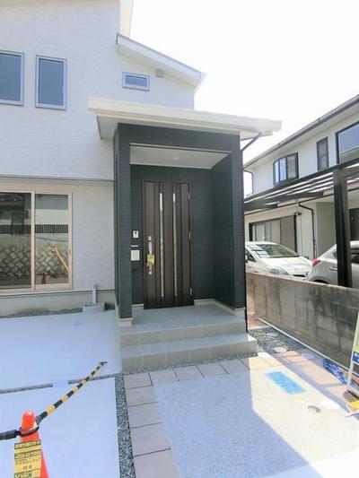 Modern 4LDK House in Yayama Central, Kure City — Image 1, Kure, Hiroshima