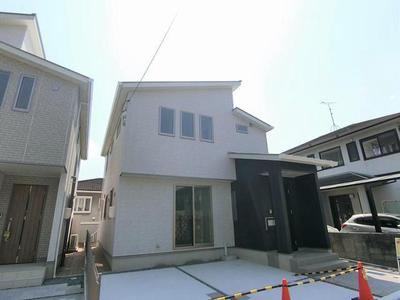 Modern 4LDK House in Yayama Central, Kure City — Image 1, Kure, Hiroshima