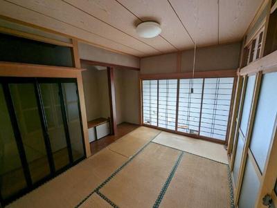 Spacious 4K House in Katagami City with Built-in Garage — Image 4, Katakami, Akita