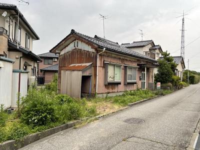 Traditional 4DK House in Uozu City - Peaceful Residential Location — Image 1, Uozu, Toyama