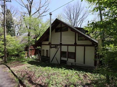 Vacation Home in Hiruzen Nishikayabe with Large Land Plot — Image 1, Maniwa, Okayama