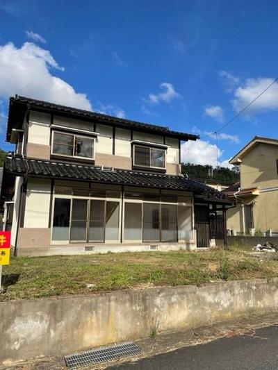 Renovated 4LDK House in Kurayoshi's Midori-cho, Tottori — Image 1, Kurayoshi, Tottori