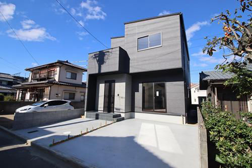 New 4LDK House in Matsuyama with South-Facing Balcony - Thumbnail 4