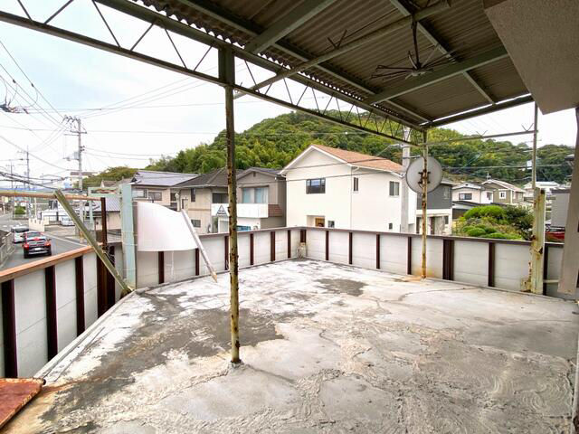 Spacious 4LDK House in Matsuyama - Thumbnail 4