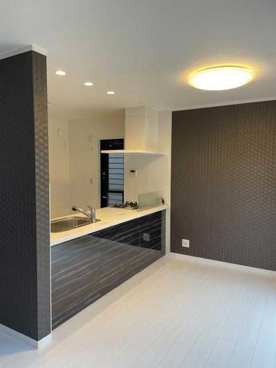 4LDK House for Sale in Miki City - Investment Opportunity — Image 2, Miki, Hyogo