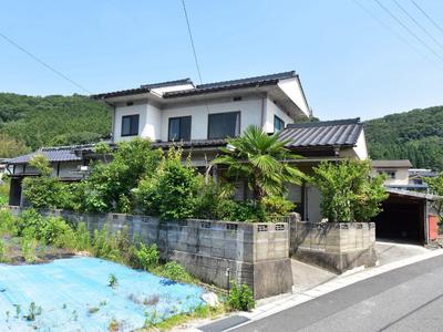 Traditional 5DK House for Sale in Yugo Onsen Town, Mimasaka — Image 1, Mimasaka, Okayama